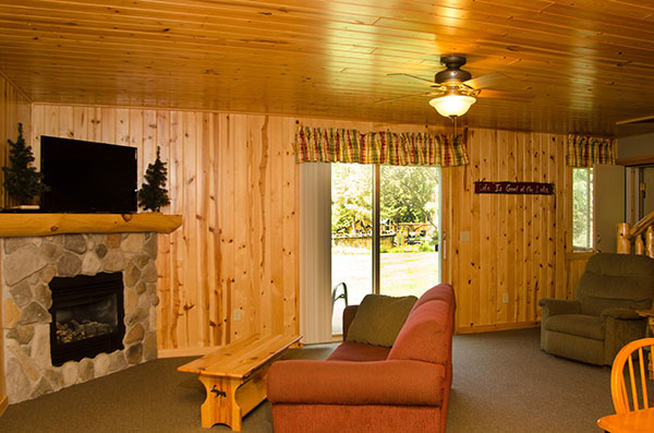 cabin-18-living-room-1